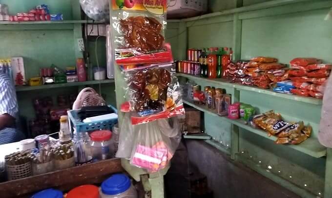 ミャンマーの個人商店